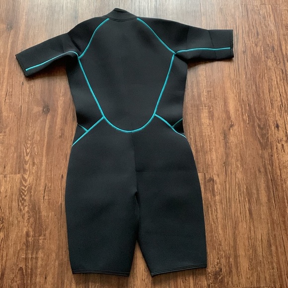 SeaSkin Shorty 3 mm Neoprene Wetsuit Men’s Small New - Picture 9 of 9